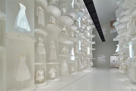 dezeen dior oma partner shohei shigematsu|dior exhibition japan.